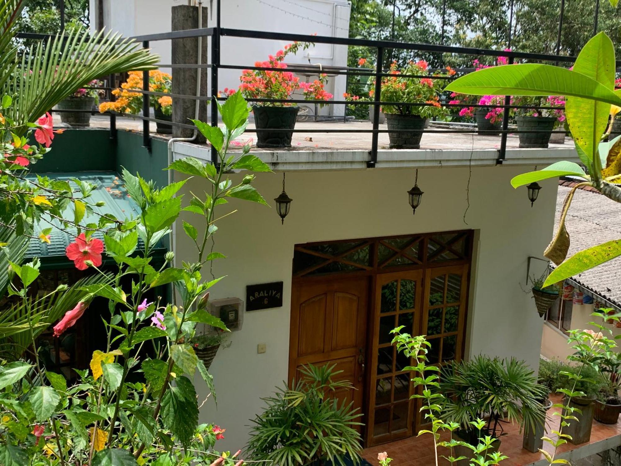 Araliya Home Stay Kandy Eksteriør bilde