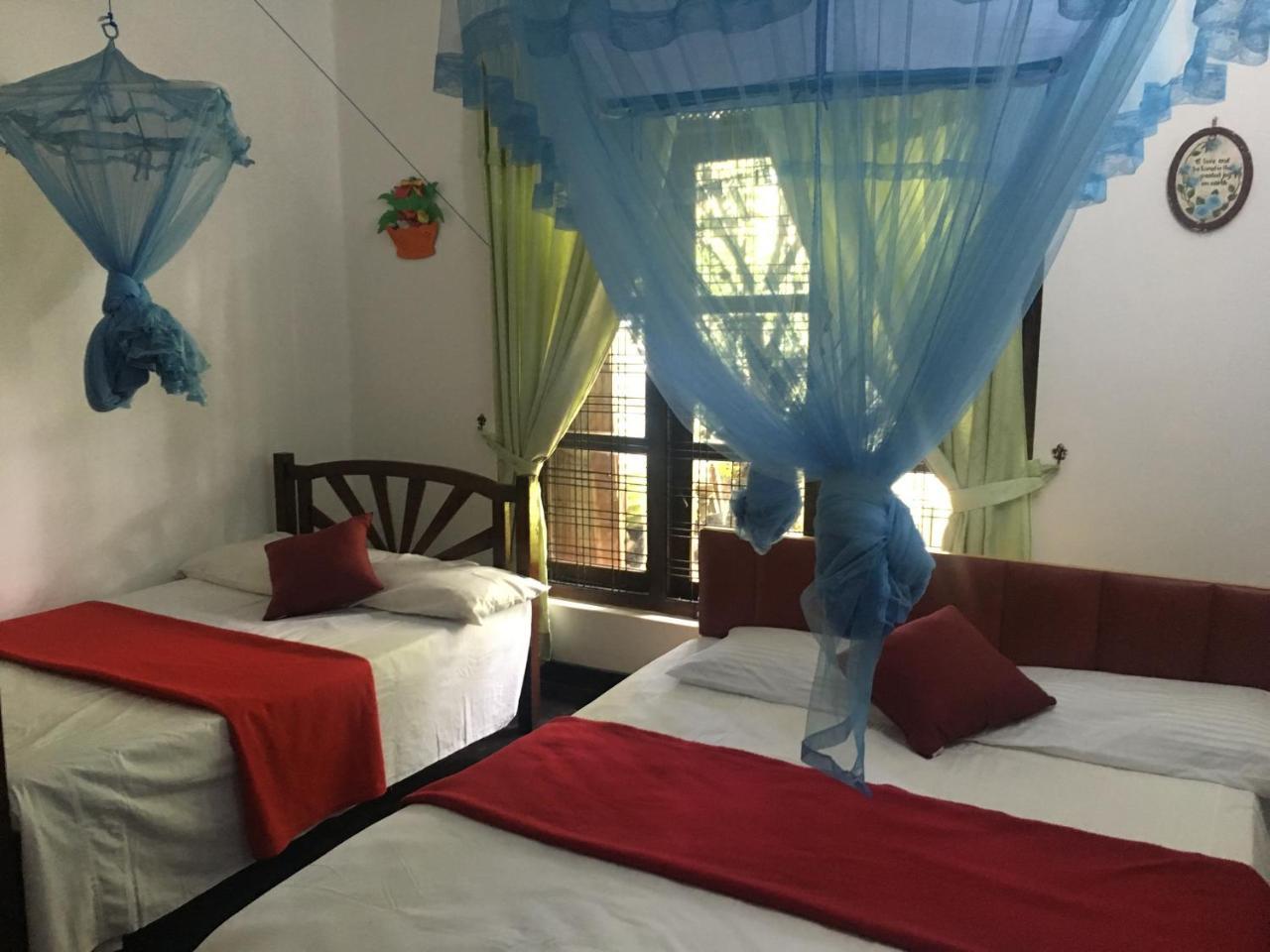 Araliya Home Stay Kandy Eksteriør bilde